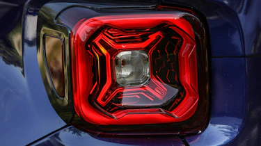 Jeep Renegade - rear light