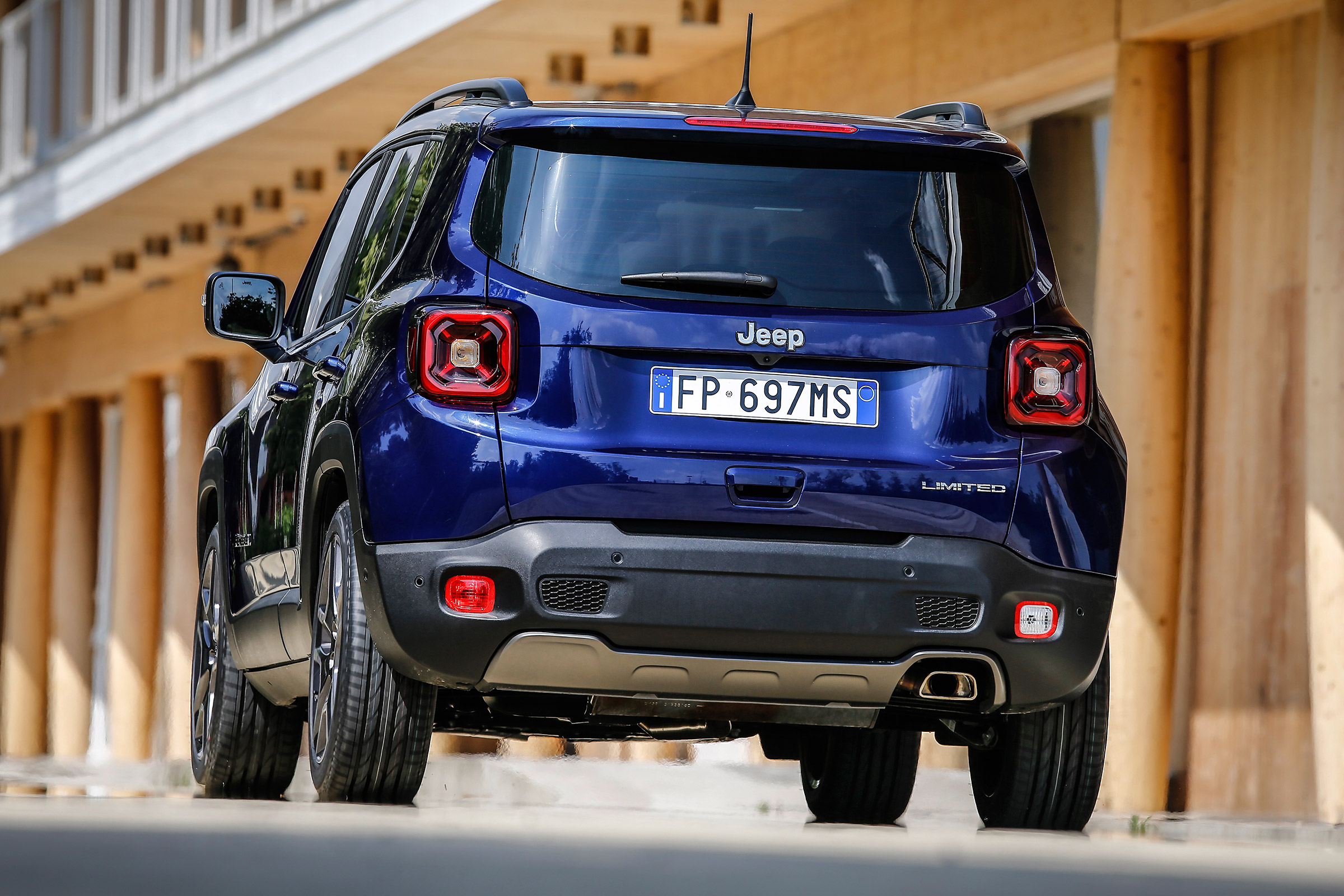 Jeep Renegade - rear