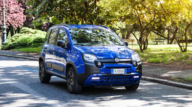 Fiat Panda Waze action
