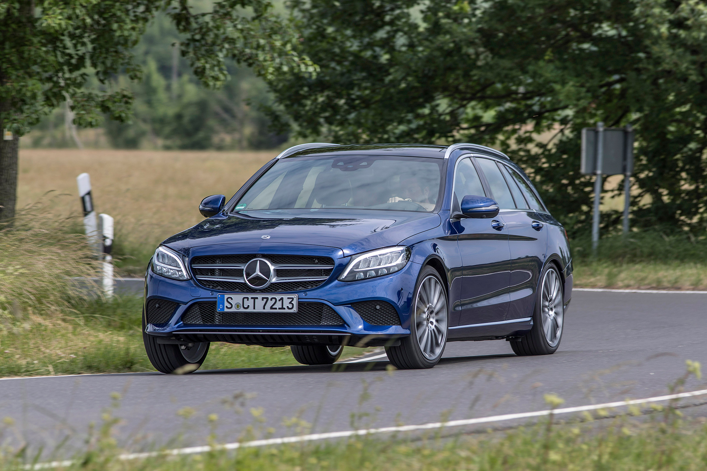 Mercedes C-Class Estate - front conering