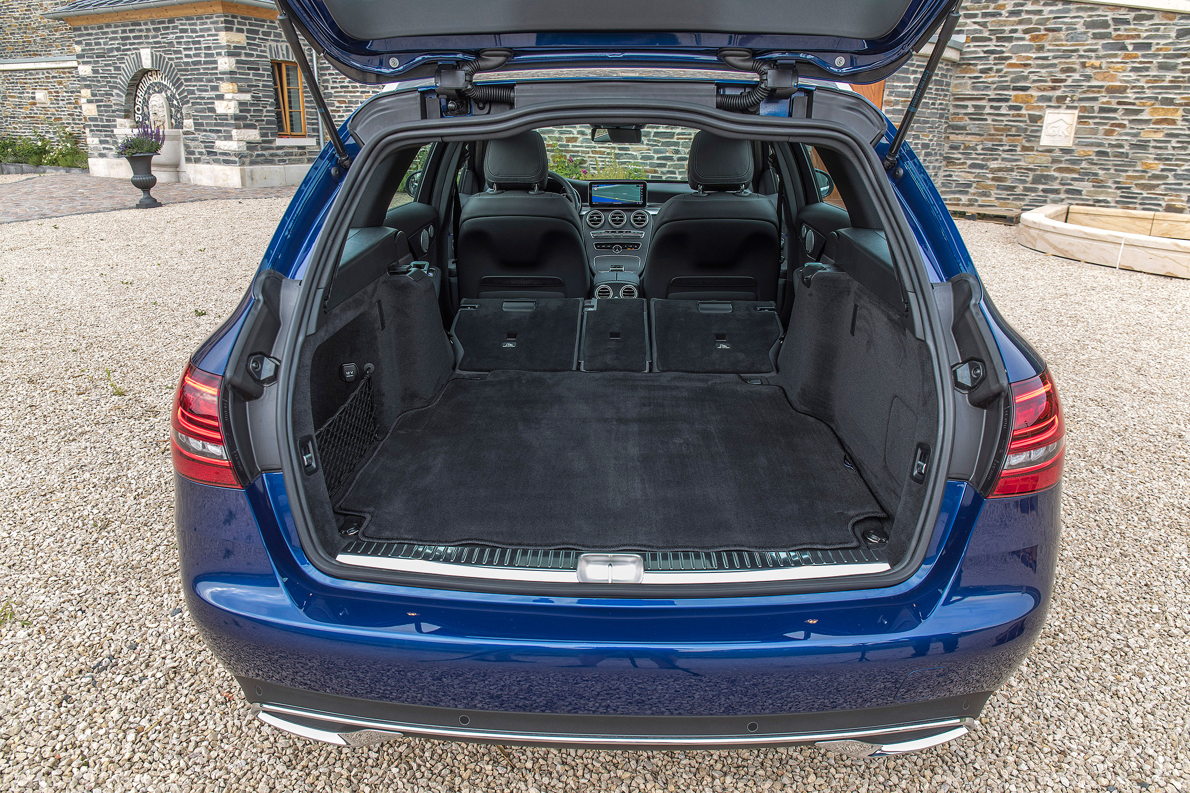 Mercedes C-Class Estate - boot