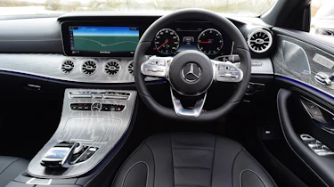 Mercedes CLS cockpit