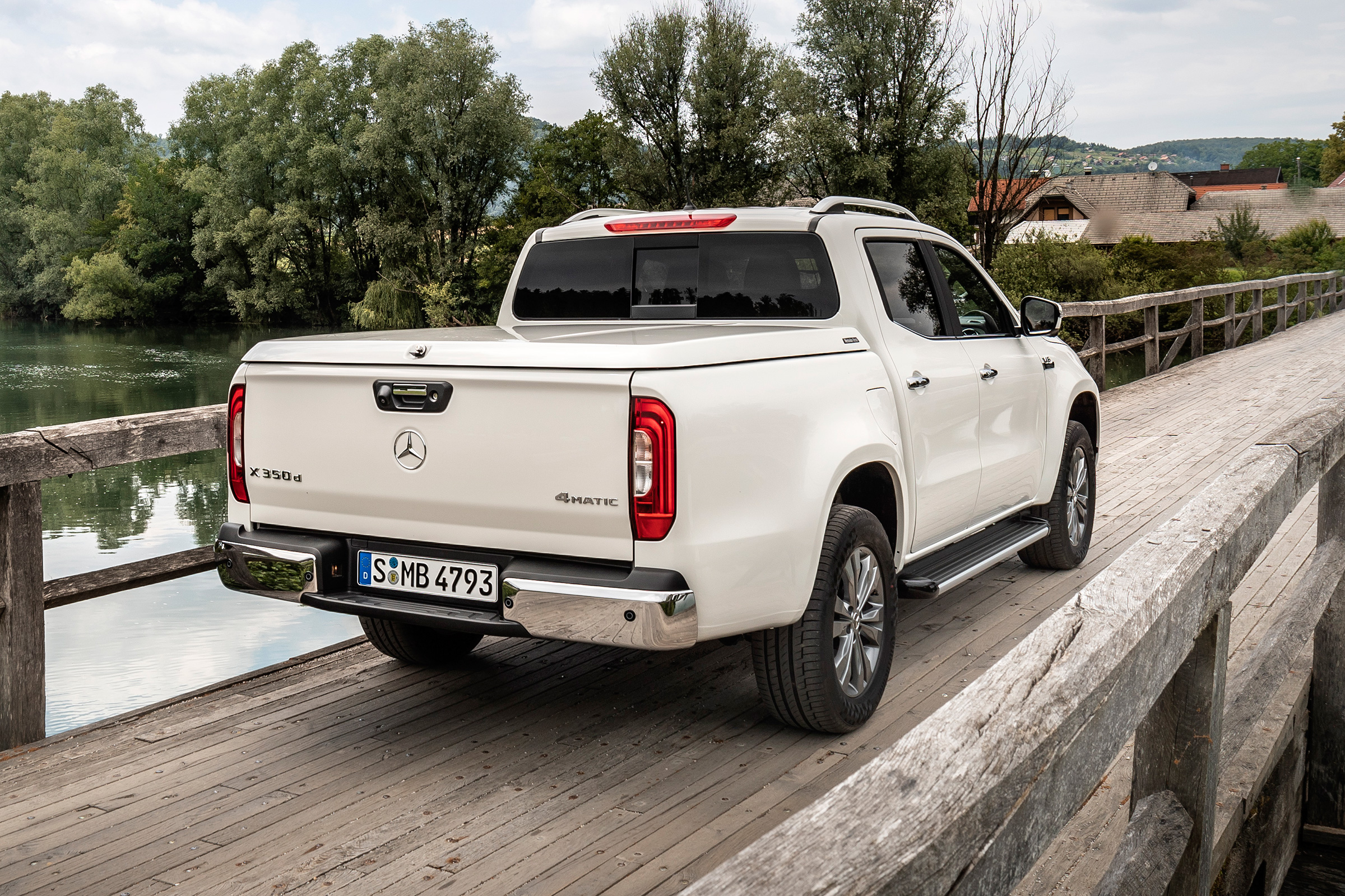 Mercedes X-Class - rear