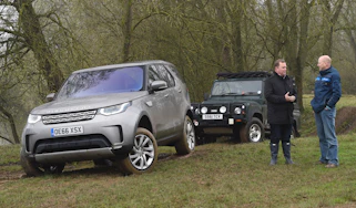 Land Rover Discovery HSE Luxury - front