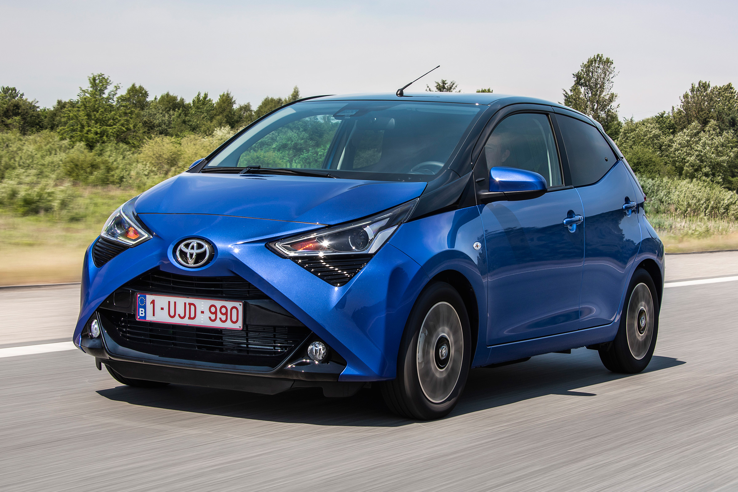 Toyota Aygo - front