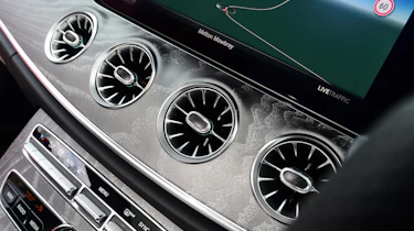 Mercedes CLS dash vents