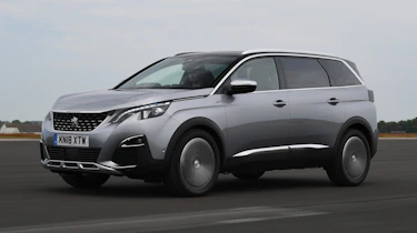 Peugeot 5008 vs Skoda Kodiaq vs SsangYong Rexton - Peugeot 5008