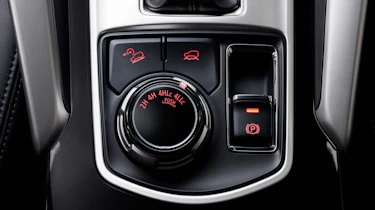 Mitsubishi Shogun Sport transmission