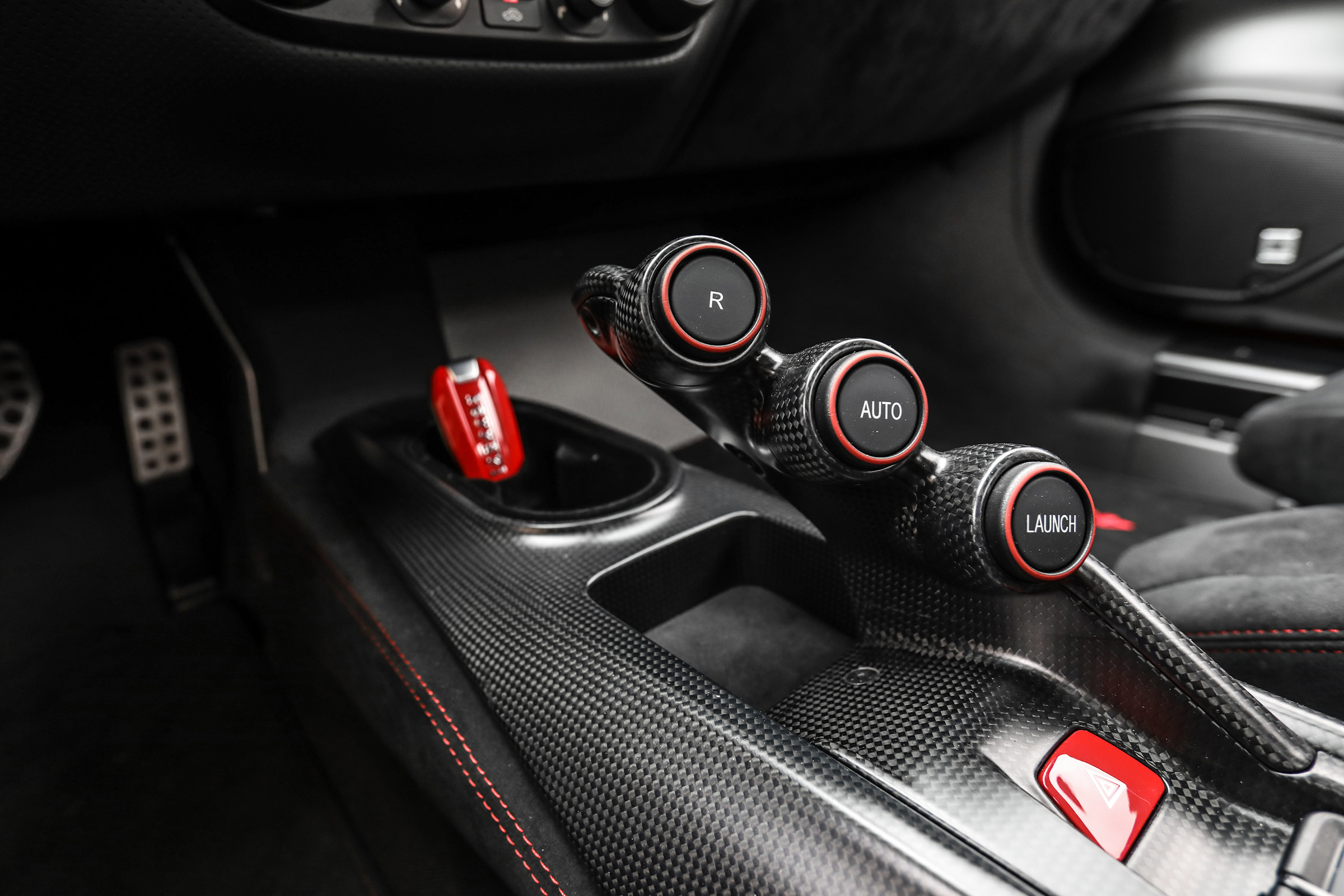 Ferrari 488 Pista - interior detail