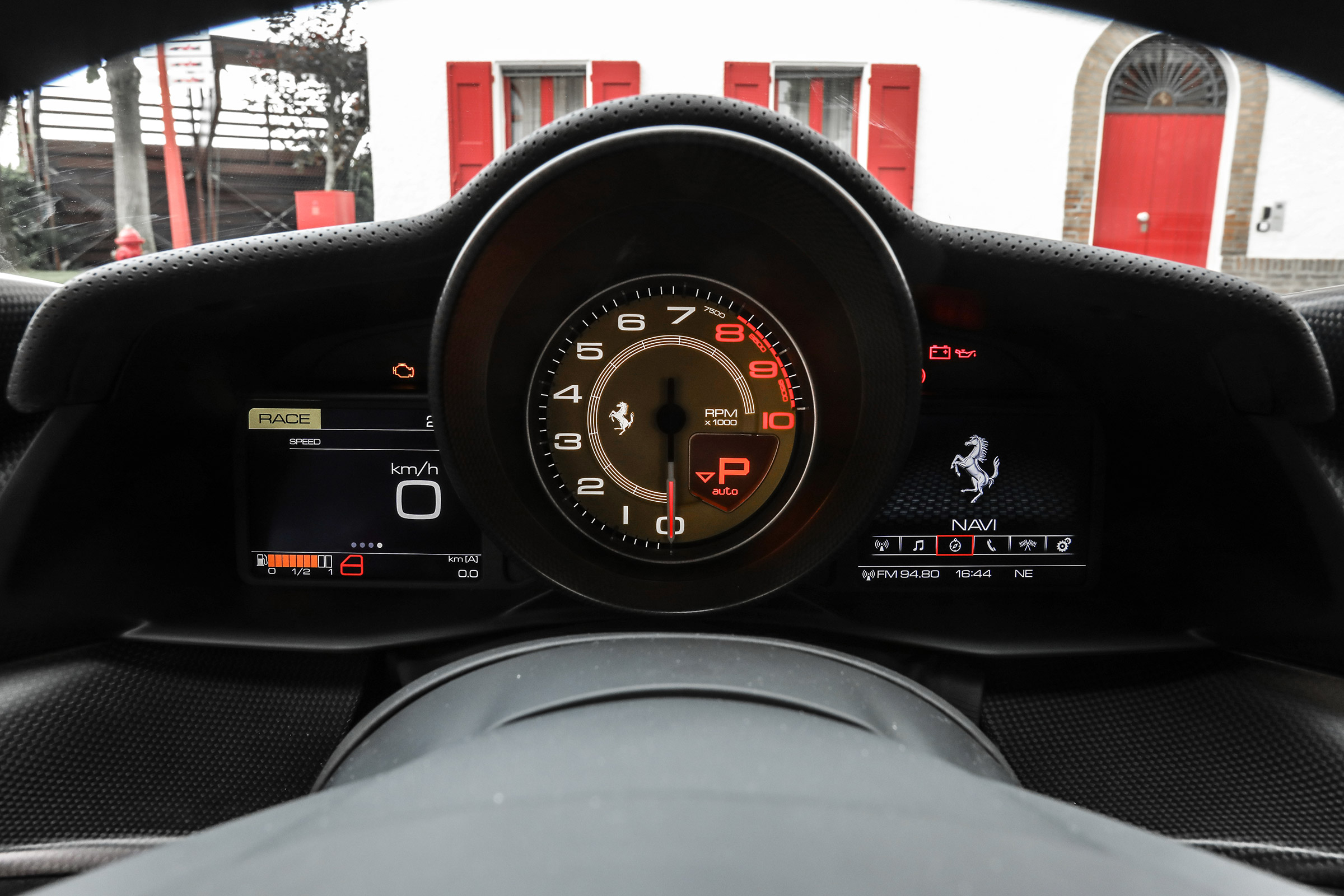 Ferrari 488 Pista - dials