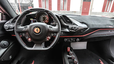 Ferrari 488 Pista - dash