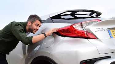 Toyota C-HR - inspection