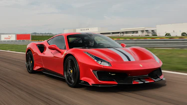 Ferrari 488 Pista - front tracking