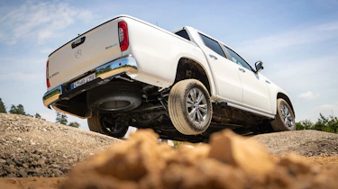 Mercedes X-Class - underside