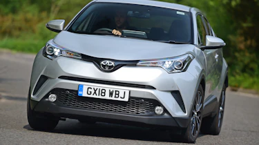 Toyota C-HR - front
