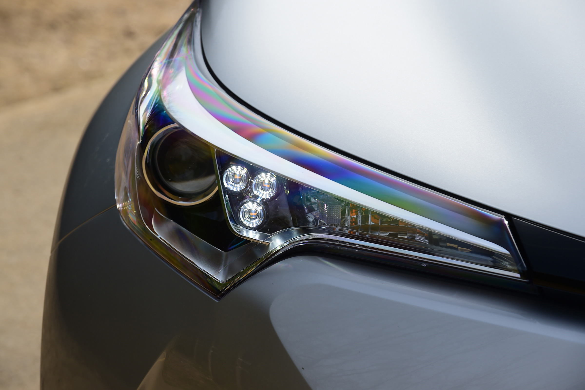 Toyota C-HR - headlight