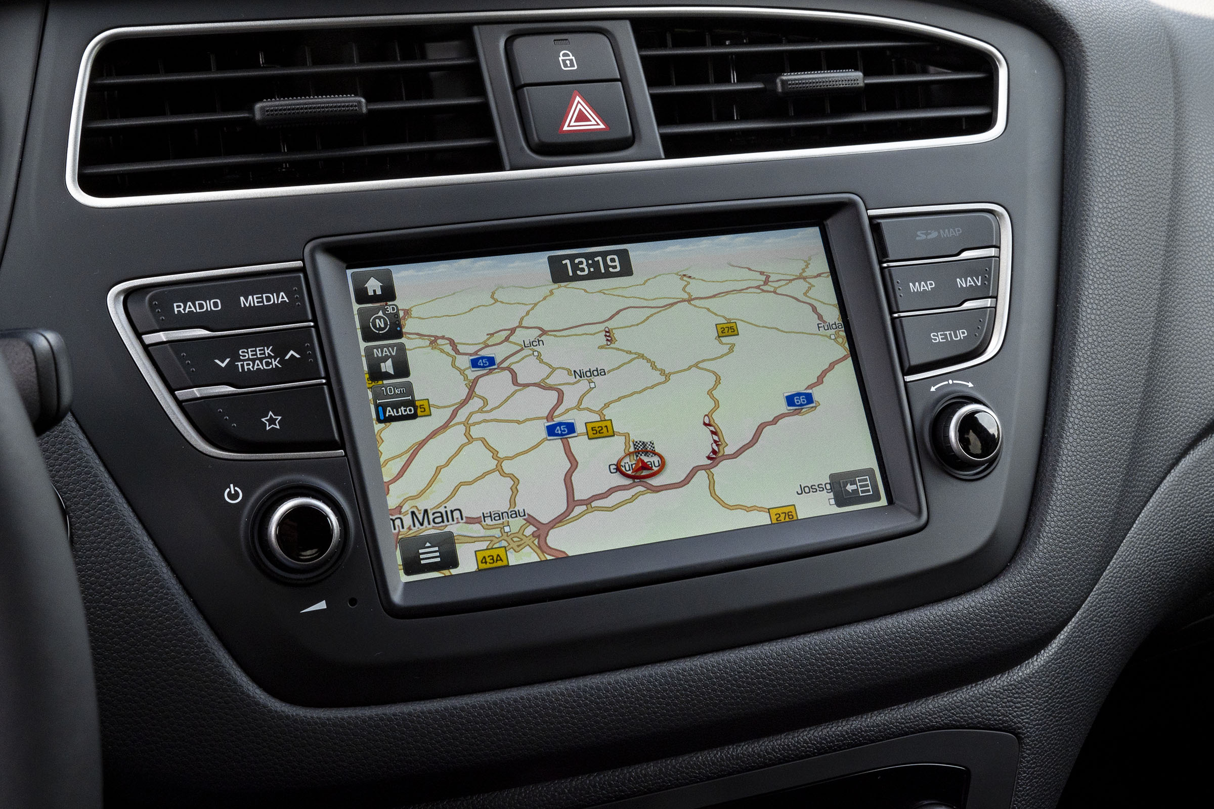 Hyundai i20 infotainment