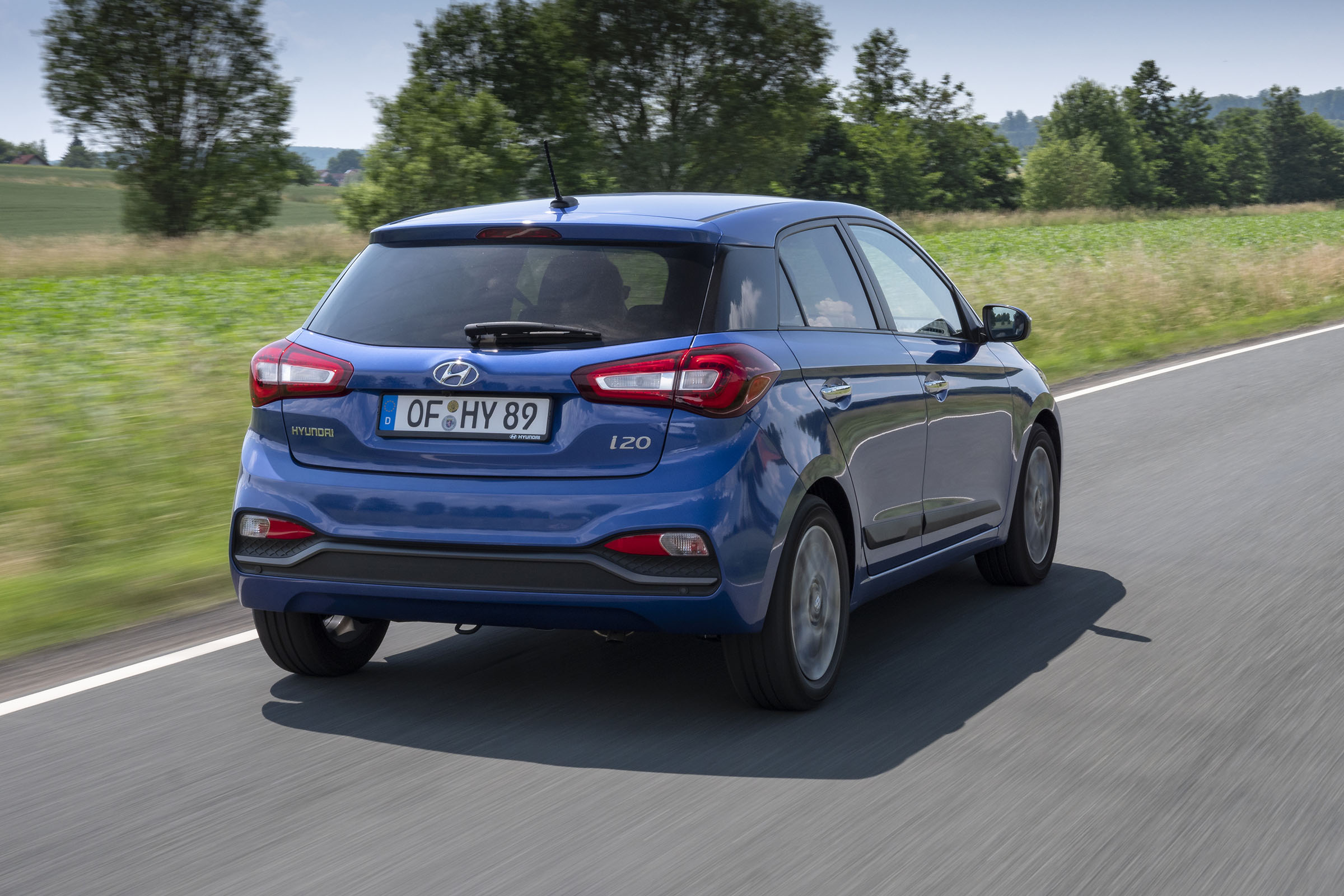 Hyundai i20 rear tracking