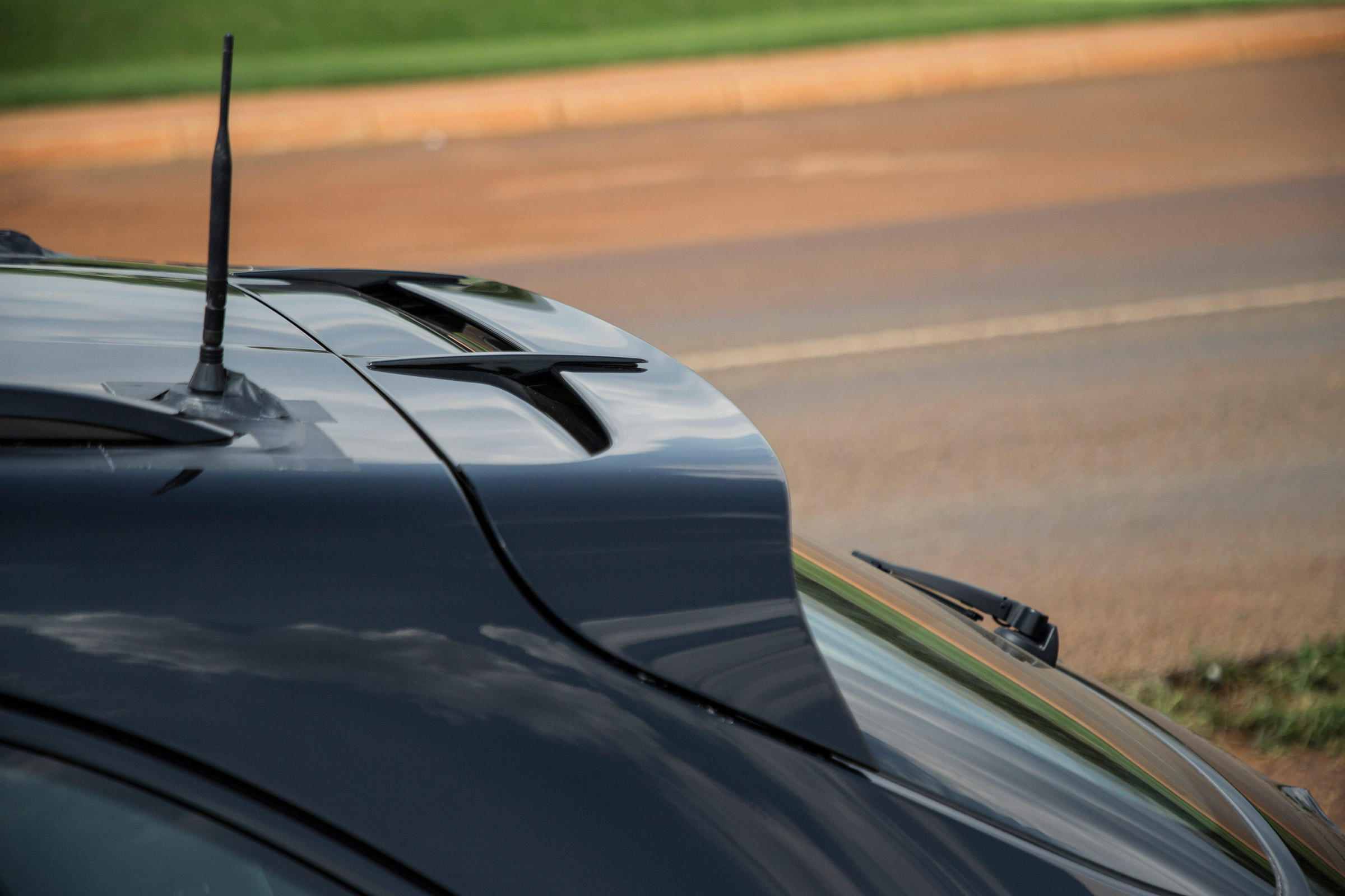 Porsche Macan 2018 prototype rear spoiler