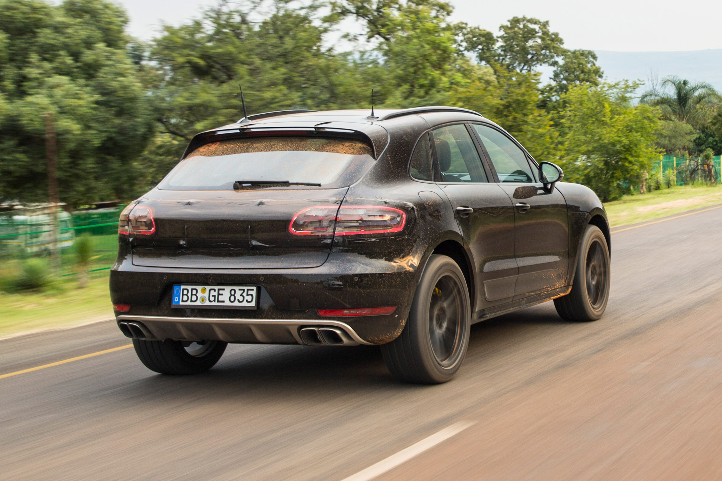 Porsche Macan 2018 prototype rear tracking