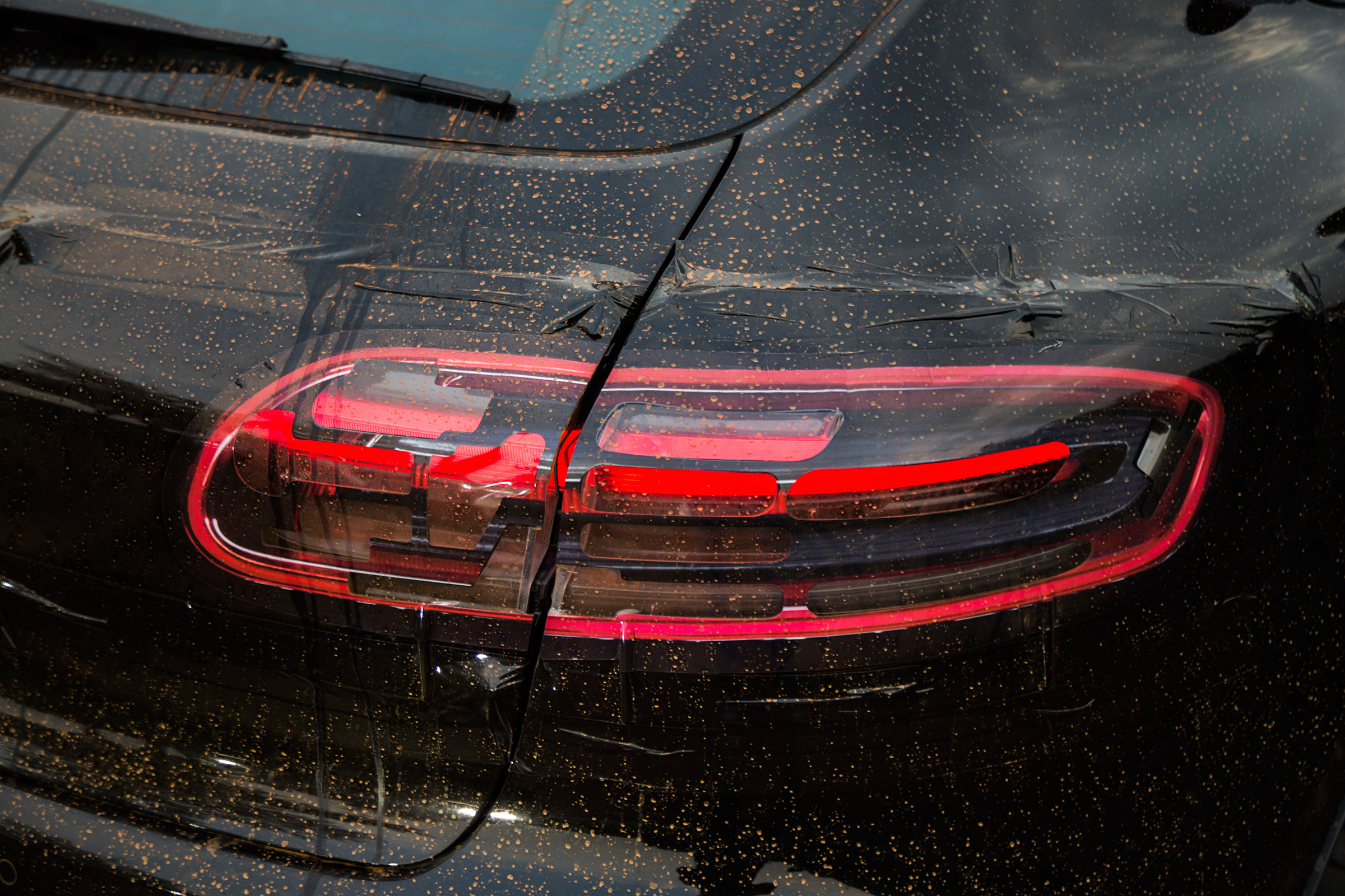 Porsche Macan 2018 prototype tail light