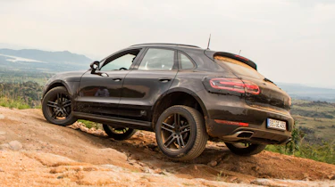 Porsche Macan 2018 prototype mudding