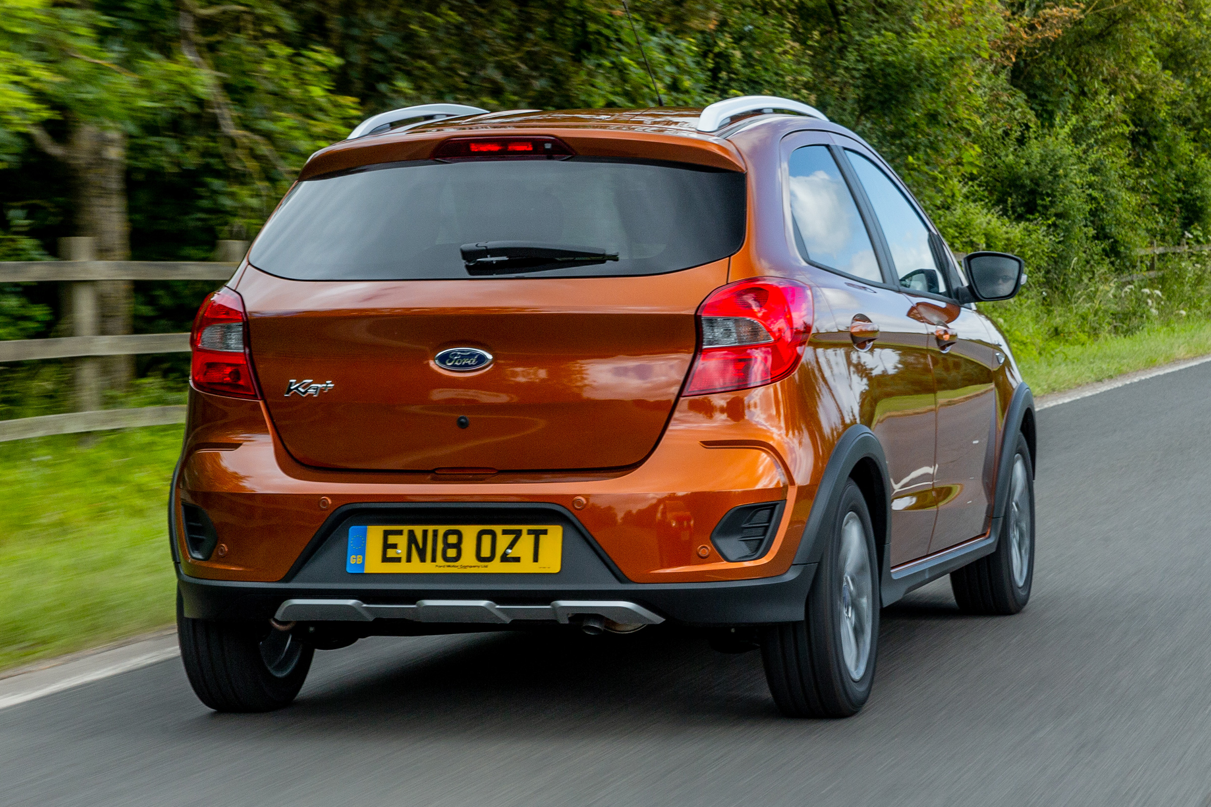 Ford Ka+ Active rear orange