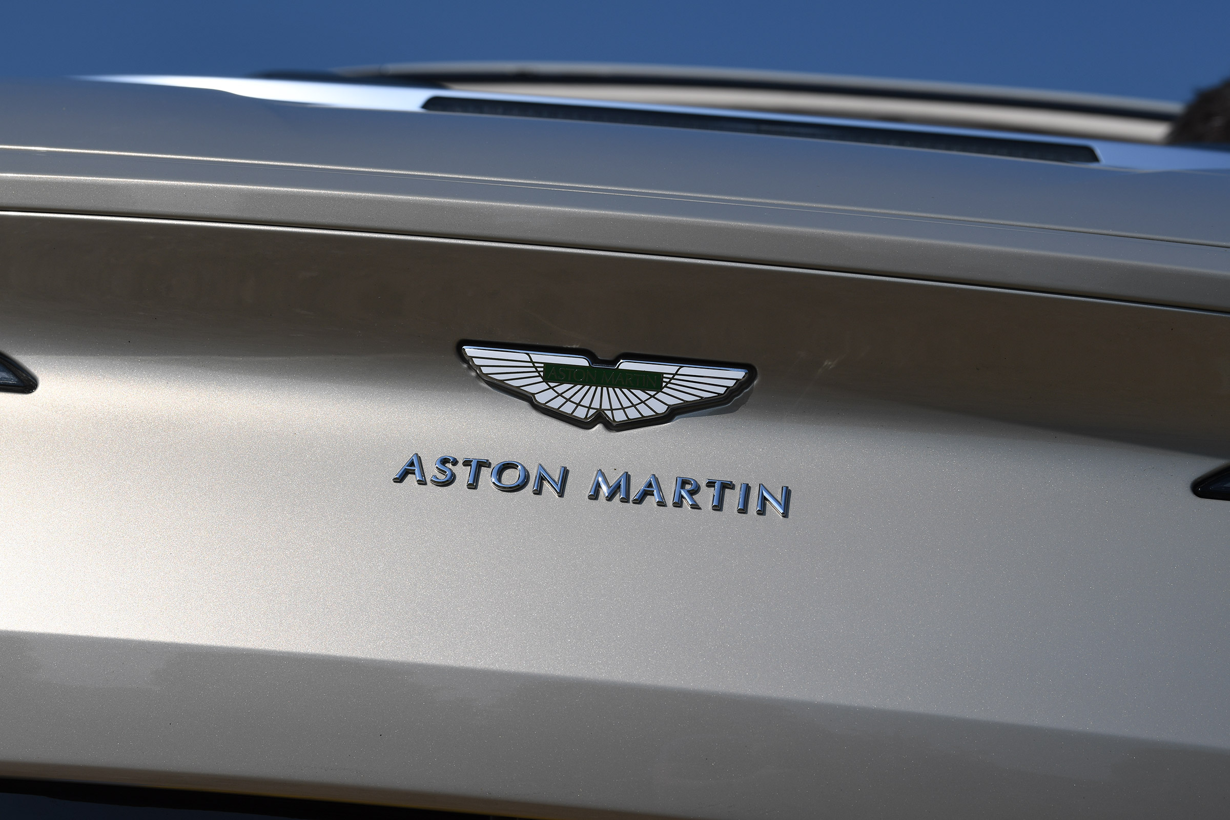 Aston Martin DB11 Volante - Aston Martin badge
