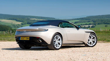 Aston Martin DB11 Volante - rear roof closed
