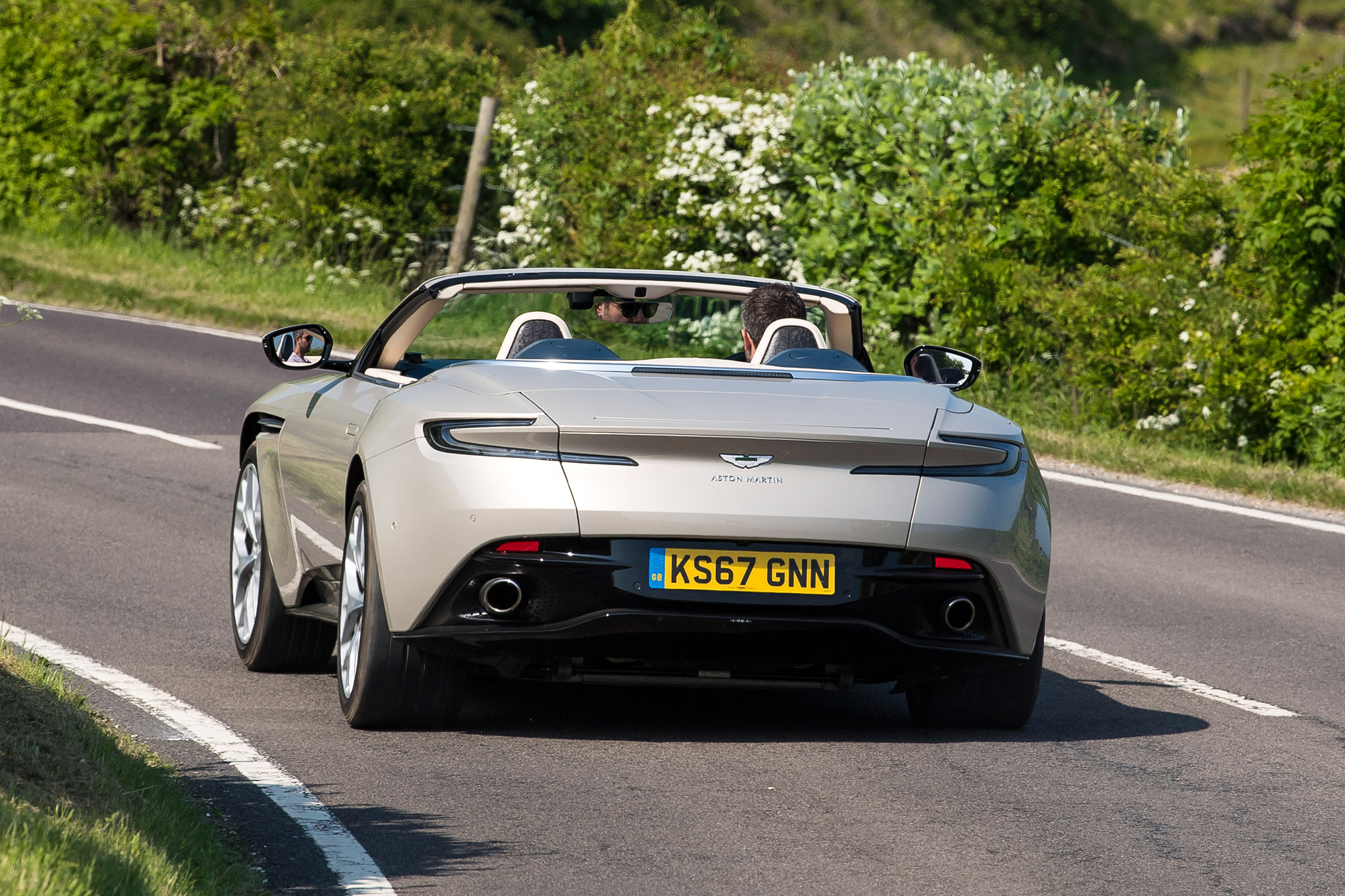 Aston Martin DB11 Volante - rear action