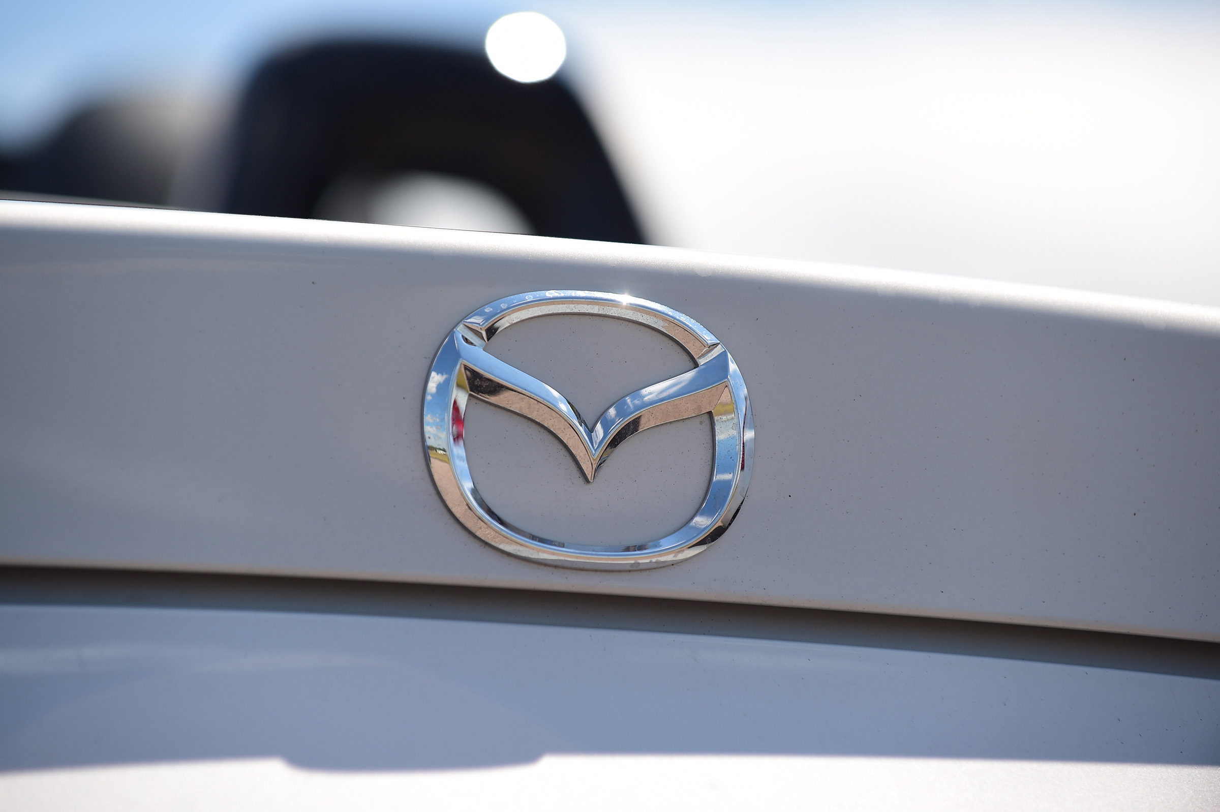 Mazda MX-5 - Mazda badge