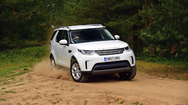 Land Rover Discovery - off-road