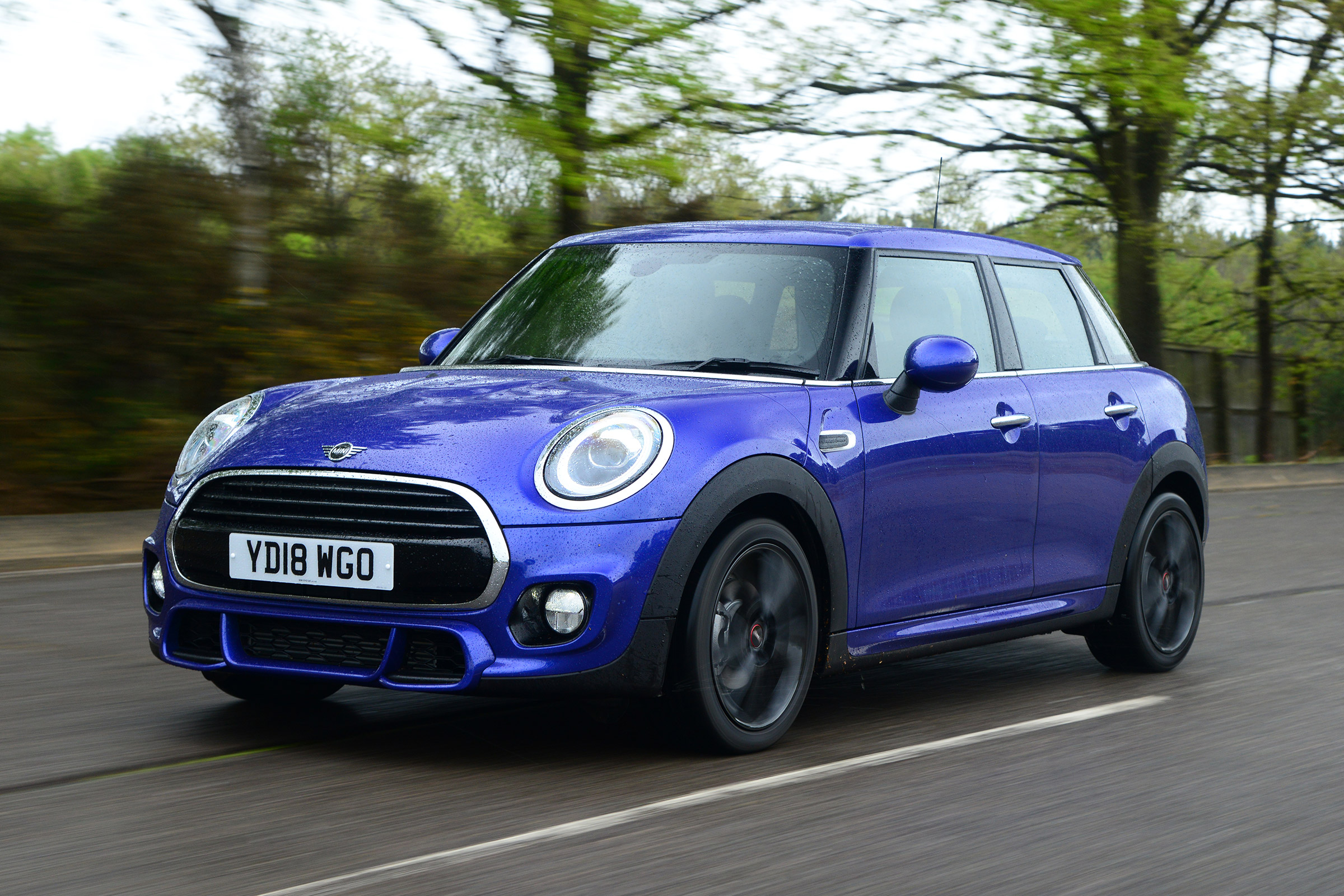 MINI Cooper - front