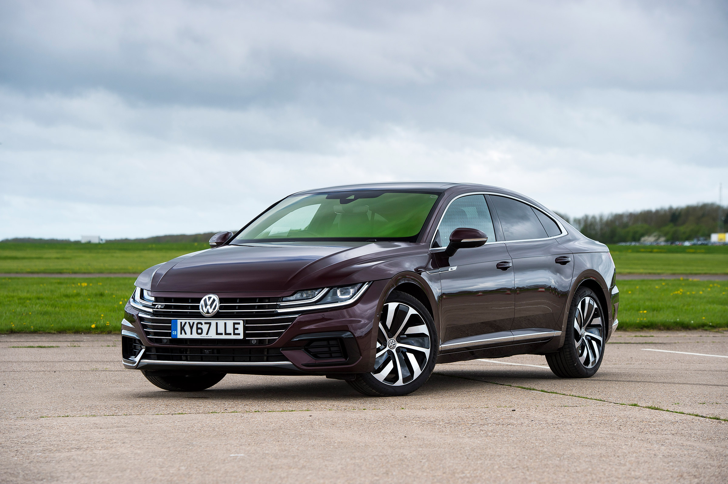 Volkswagen Arteon - front static