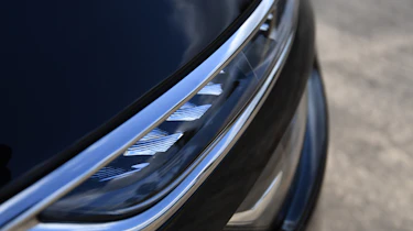 Citroen Grand C4 SpaceTourer - front light