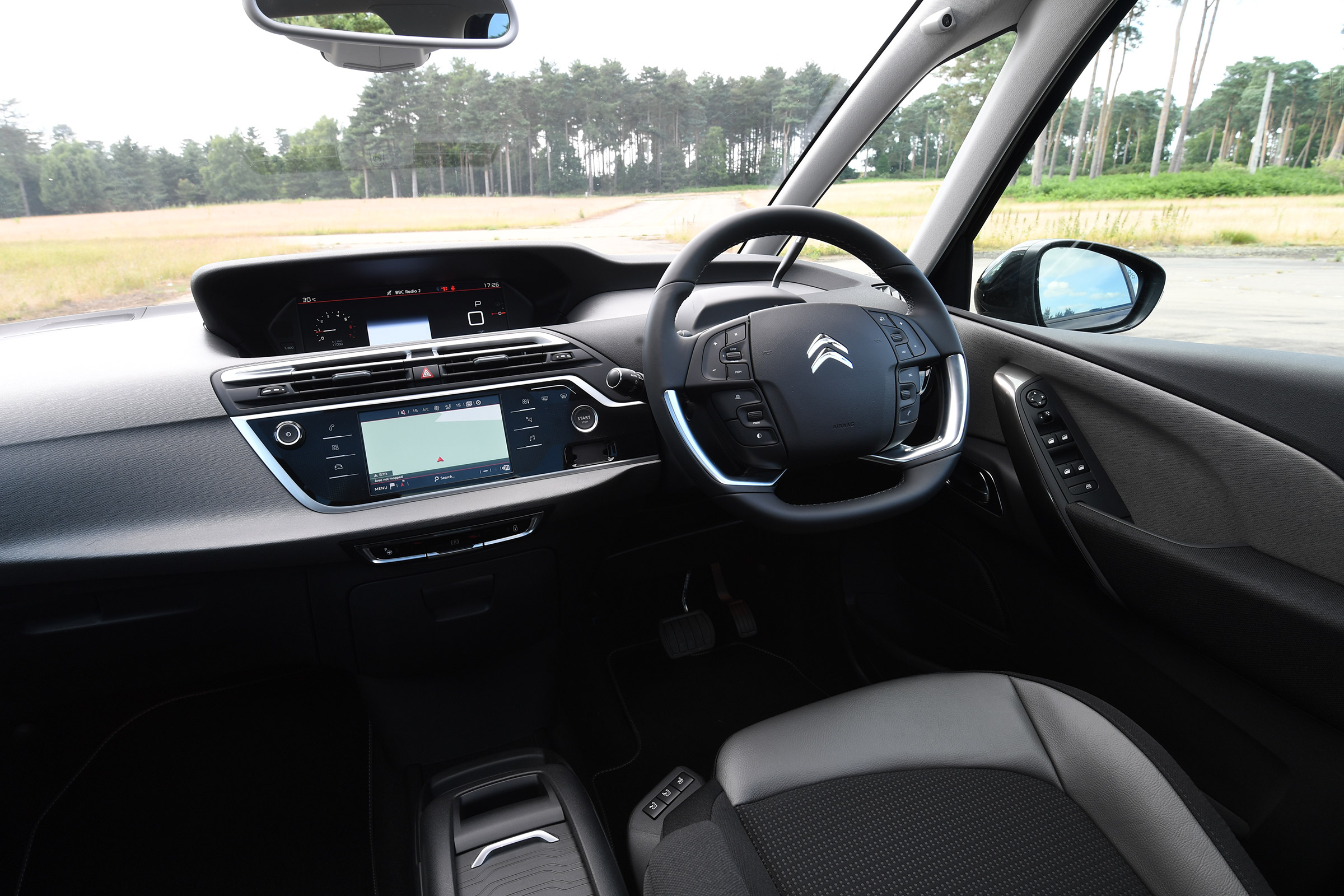 Citroen Grand C4 SpaceTourer - dash