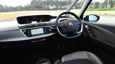 Citroen Grand C4 SpaceTourer - dash