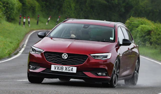 Vauxhall Insignia Sports Tourer Elite Nav - front