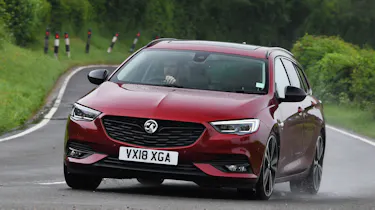 Vauxhall Insignia Sports Tourer Elite Nav - front