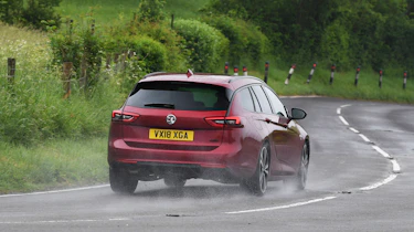 Vauxhall Insignia Sports Tourer Elite Nav - rear action