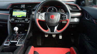 Honda Civic Type R - dash
