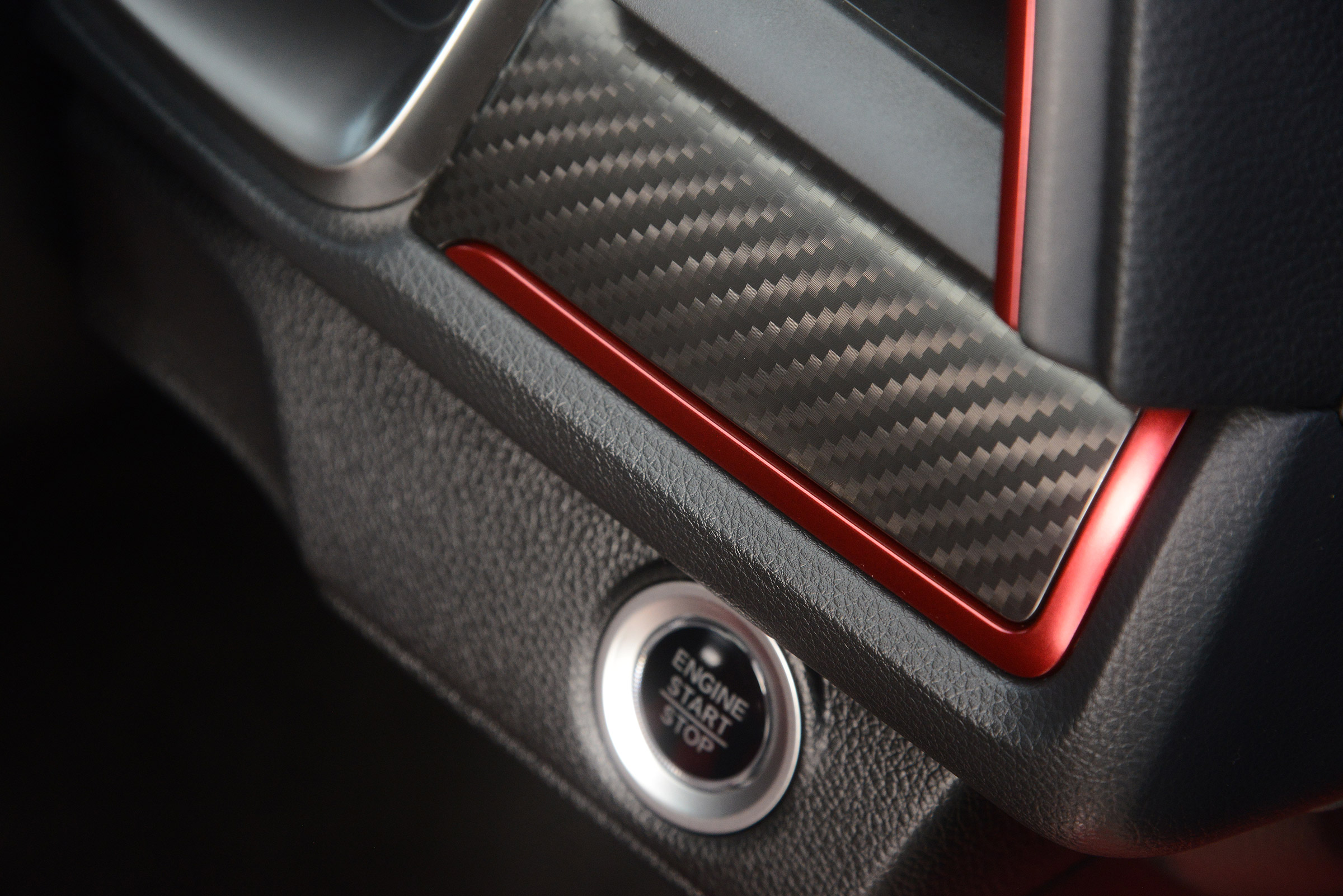 Honda Civic Type R - start/stop button