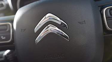 Citroen C3 Aircross - steering wheel