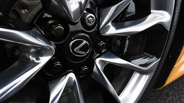 Lexus LC - wheel
