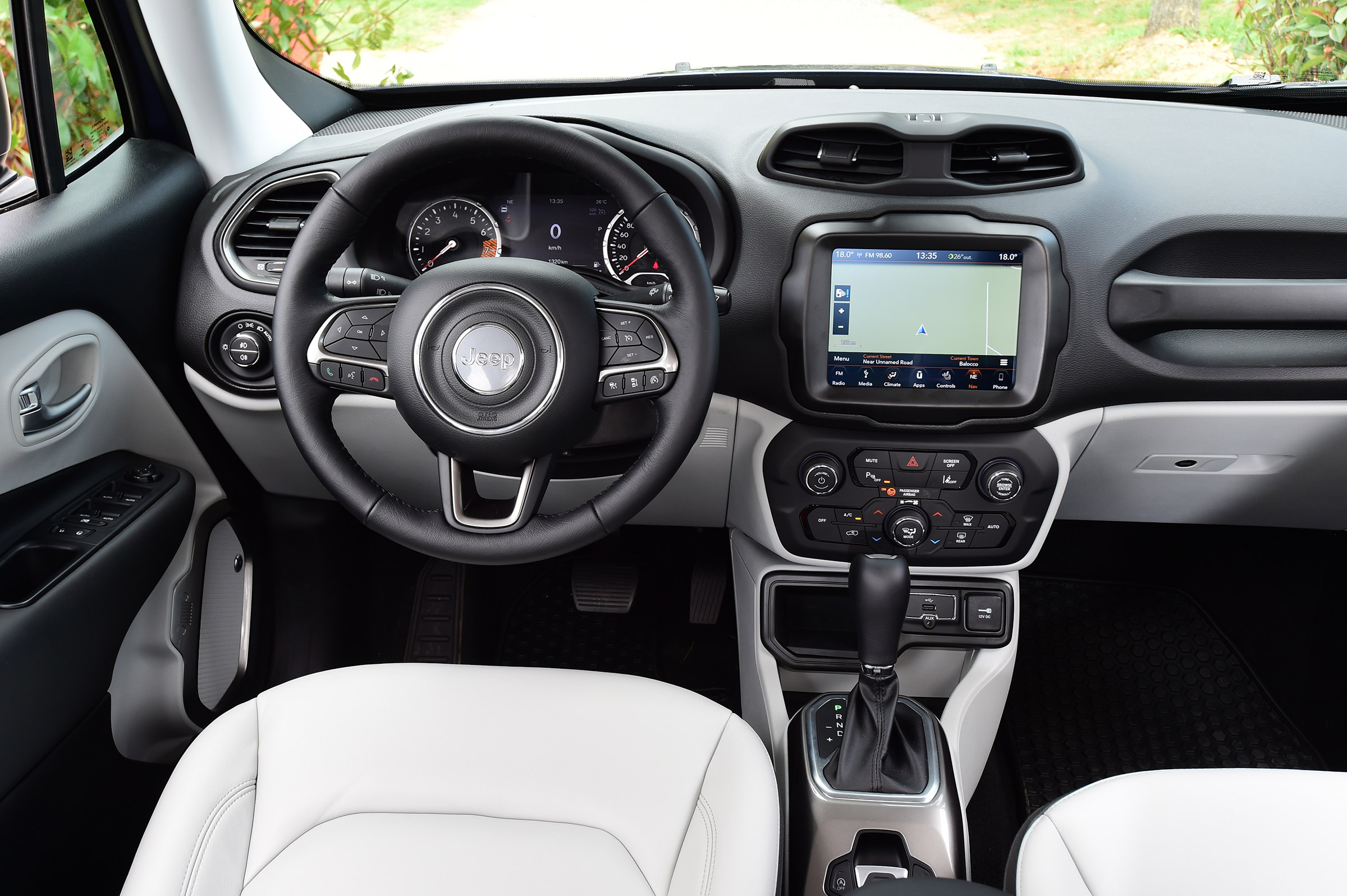 Jeep Renegade - dash