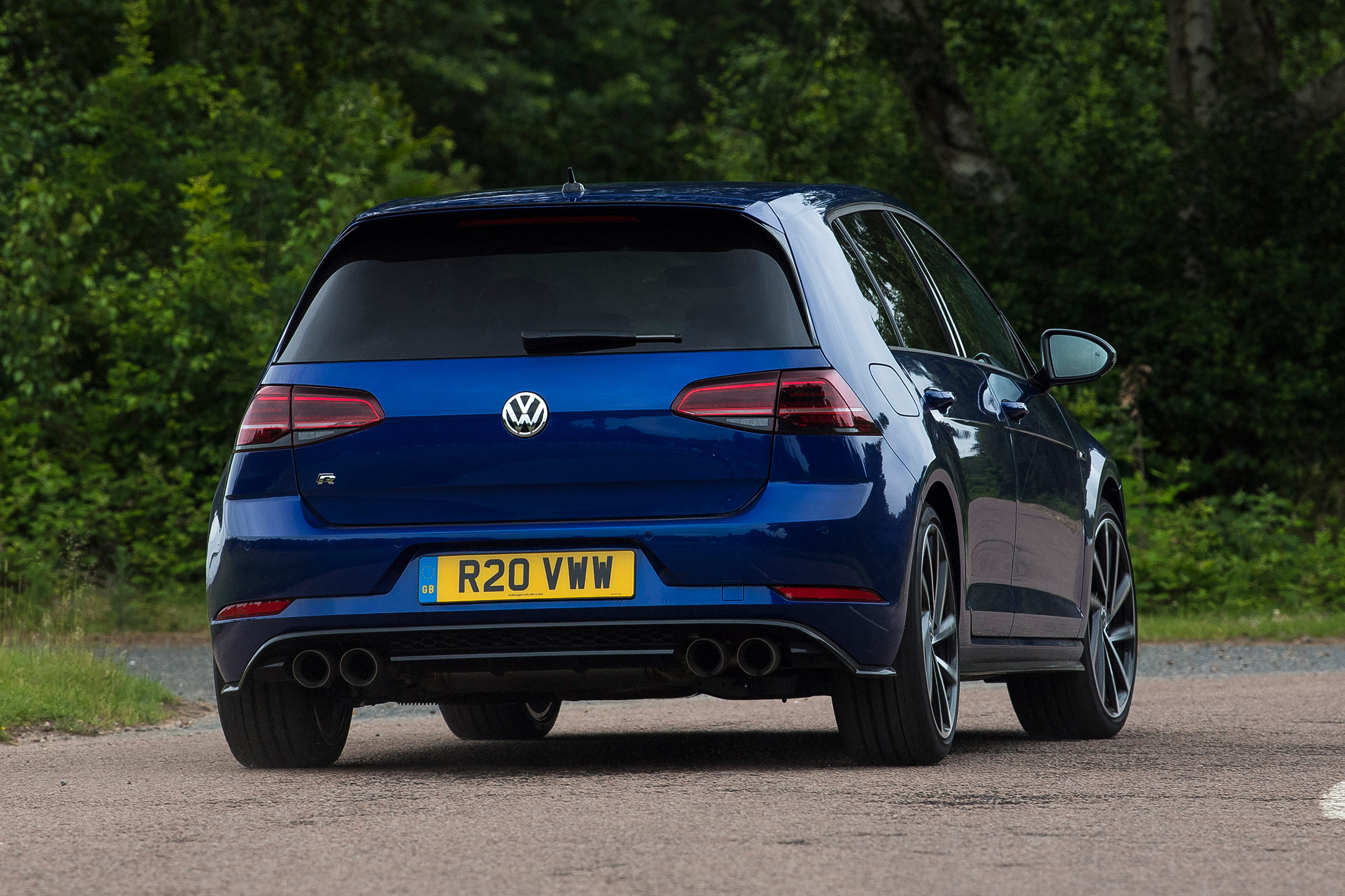 Volkswagen Golf R Performance Pack - rear cornering
