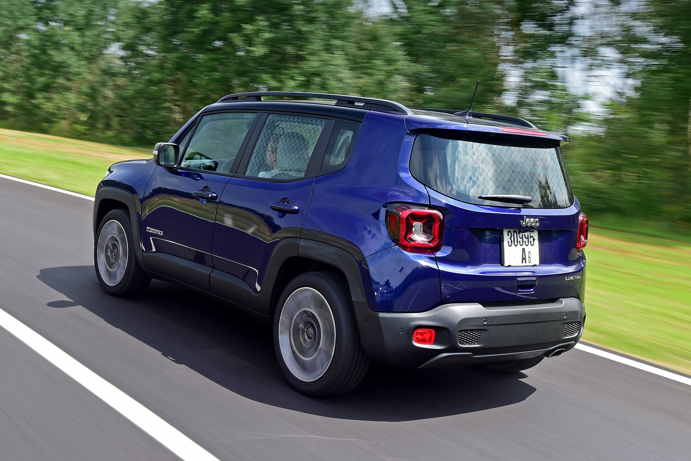 Jeep Renegade - rear