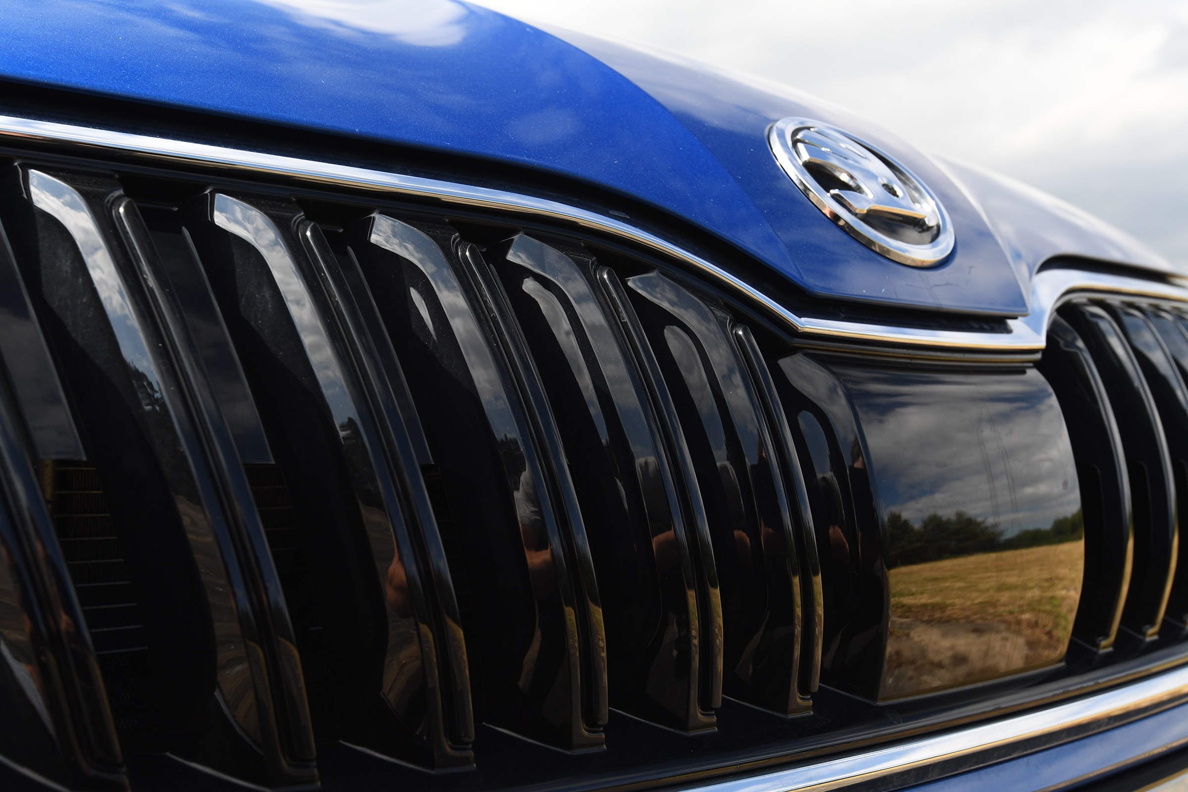 Skoda Octavia Estate - grille