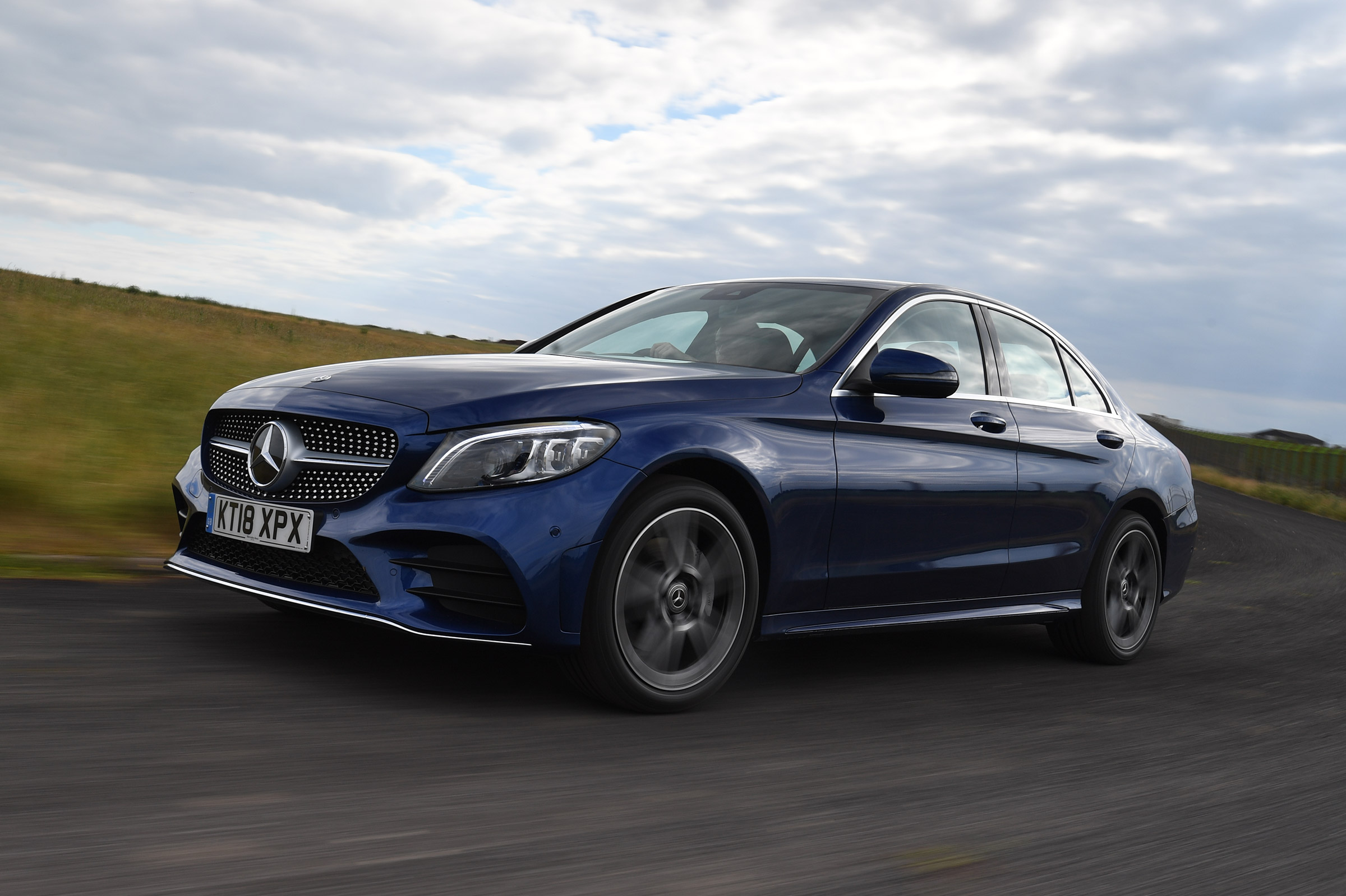 Mercedes C-Class - Front Action