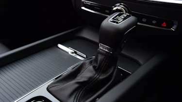 Volvo V60 - transmission
